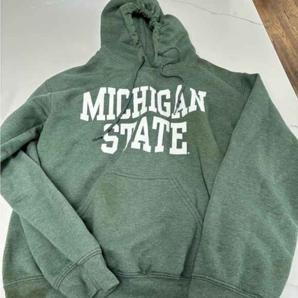 Gilden Tops - Gilden Michigan State size small hooded sweatshirt
